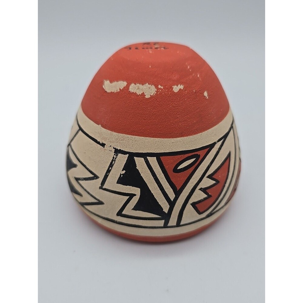 Vintage Hand Painted Jemez Native American Pottery Bowl Signed RC Jemez 3.25" T - Picture 6 of 8